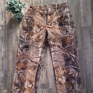 Men’s Camo Carhartt pants